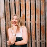 Kelly Windsor Burgin - @kellywindsorburgin - Instagram