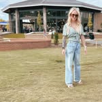 Kelsey Arnett - @kelseythekoolmom - Instagram