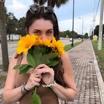 Kelsey Barr - @kelsmbarr - Instagram