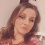 Kelsey Bowlin - @lilbrowncow30 - Instagram