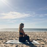 Kelsey Curry - @kelseysyogaclub - Instagram