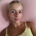 Kelsey - @_kelseysquires - Instagram