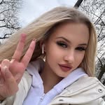 Kiki B - @kelsi_bruce10 - Instagram