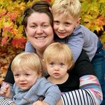 Kendall Jensen - @cakintwinmomof3 - Instagram
