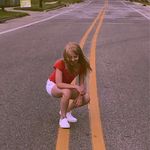 Kendra Potts - @i_hate_myself_just_kidding - Instagram