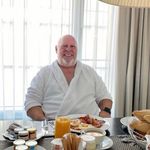 Kenneth Nowell Smart - @kenneth_nowell_smart - Instagram