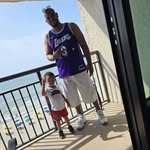 Kenny Bates - @redpicses25 - Instagram