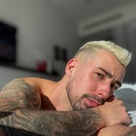 Kenny Bennett - @kennybennett94 - Instagram