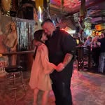 Kenny Elliott - @kenny.elliott.779 - Instagram