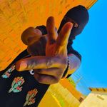 Kénya James - @kenyajames48 - Instagram