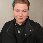 Kerri Gallagher - @bennieplusjets - Instagram