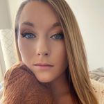 Kerri Mintz - @kerrimarieb - Instagram