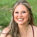Kerry Dinnen Stover - @artemlsavennann - Instagram