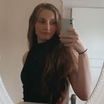 Kerri 💀 - @kerribucks - Instagram