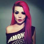 Kerri_Robertson - @katerina__robertson - Instagram