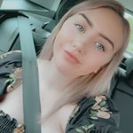 Kerri Robertson - @kerrikerrisaucepriv - Instagram
