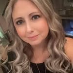Kerri Snyder Znotens - @sharkie08rn - Instagram