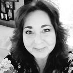 Kerri Thornton - @kerri.thornton67 - Instagram
