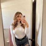 Kerri Warren - @kerriwarren23 - Instagram