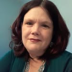 Kerrie Butler - @kerriesubambooknook - Instagram