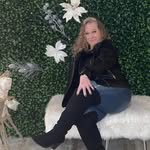 Kerri DeWitt - @kerrid45 - Instagram
