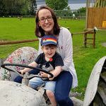 Kerry Dove - @dovekerry - Instagram