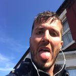 Kerry Hale - @kerryhale25 - Instagram
