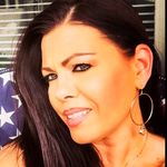 KERRY HAWKINS - @kerryhawkin - Instagram