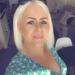 Kerry Hutton - @kdh1110 - Instagram