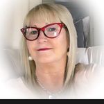 Kerry Hyde - @hydekerry - Instagram