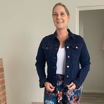Kerri Schroeder - @kerri.schroeder.73 - Instagram