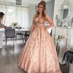 Kerry Weston - @kwb2409 - Instagram