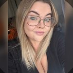 Kerry Whitlock - @kerrykins14 - Instagram