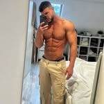 Kevin_west - @kevin_champagne_west - Instagram