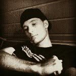 @kevincomon - Instagram