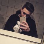 Kevin Ernst - @trophi_99 - Instagram