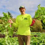 Kevin Holton - @handfulofhappysoil - Instagram
