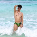 Kevin Meneses - @kevsmeneses - Instagram