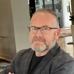 Kevin Tutt - @kevin.tutt.585 - Instagram