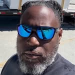 Khari Young - @holdinslab - Instagram