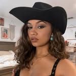 𝑲𝒊𝒂𝒓𝒂 Pierce Salvatore, Laced In Lust And Lipstick Lies. - @oceeanys - Instagram