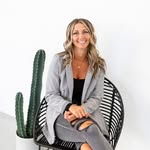 Kim Aker - @kimakerazrealtor - Instagram