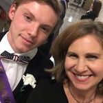 Kim Whitworth Barfield - @kimbarga3 - Instagram