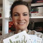 Kim | Bookstagramer - @coffee.and.books.kim - Instagram