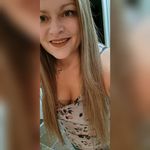 Kim Bourque - @kimsmilly - Instagram
