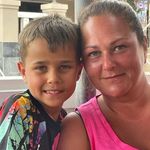 Kim Brenner - @traybaketreats18 - Instagram