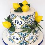 Kim Burnham Schneider - @kimburnhamcakes - Instagram