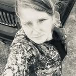 Kim Capps - @kcappsx6 - Instagram