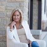 Kim Carney - @kimecarney - Instagram