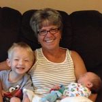 Kim Corey - @momfursmom - Instagram